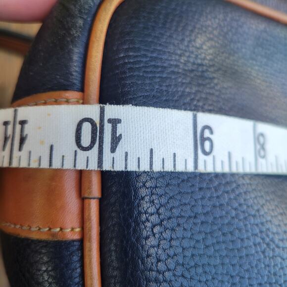 Dooney & Bourke Embossed Leather Drawstring Shoulder Bag Bicolor - Picture 10 of 12